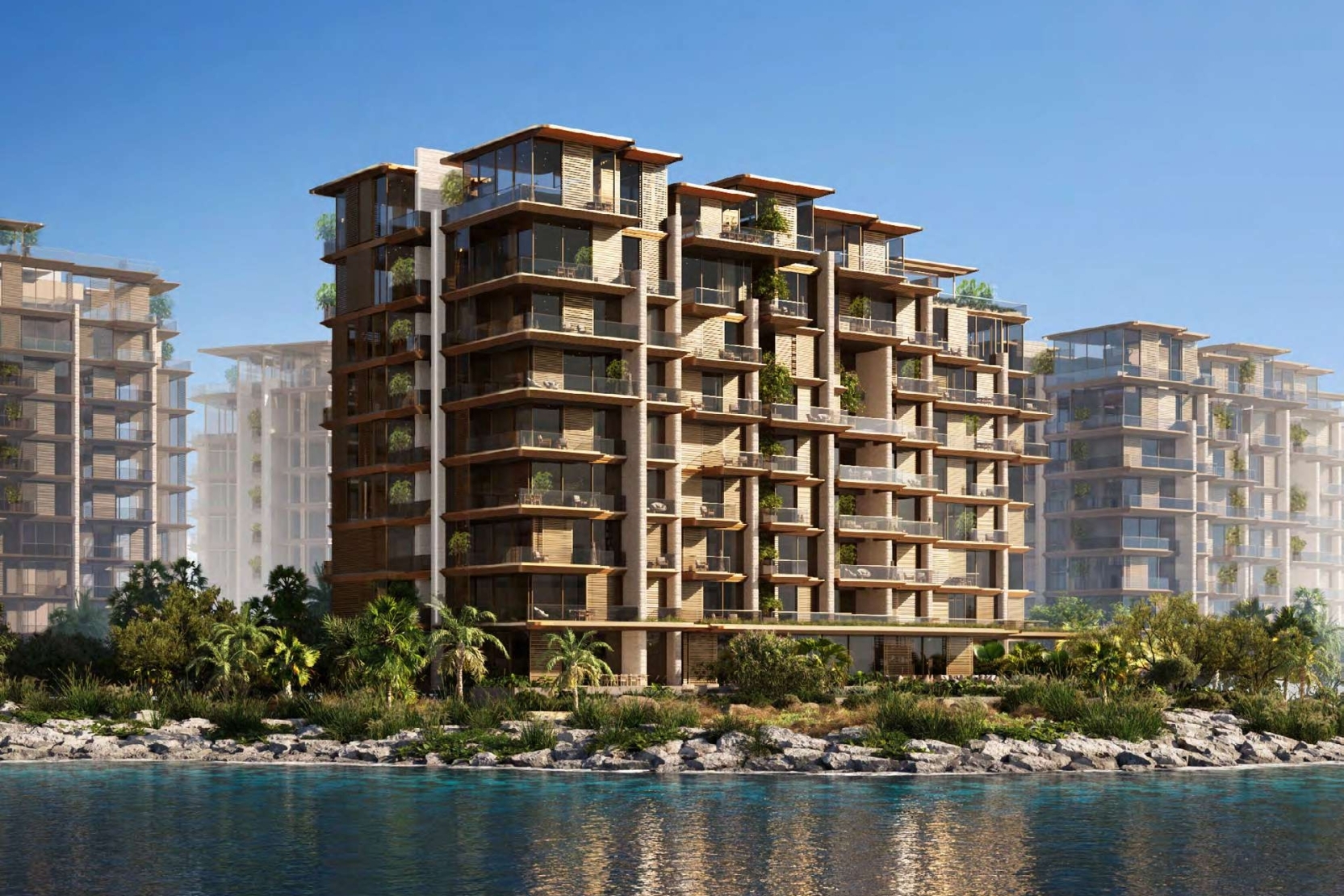 Solaya at La Mer